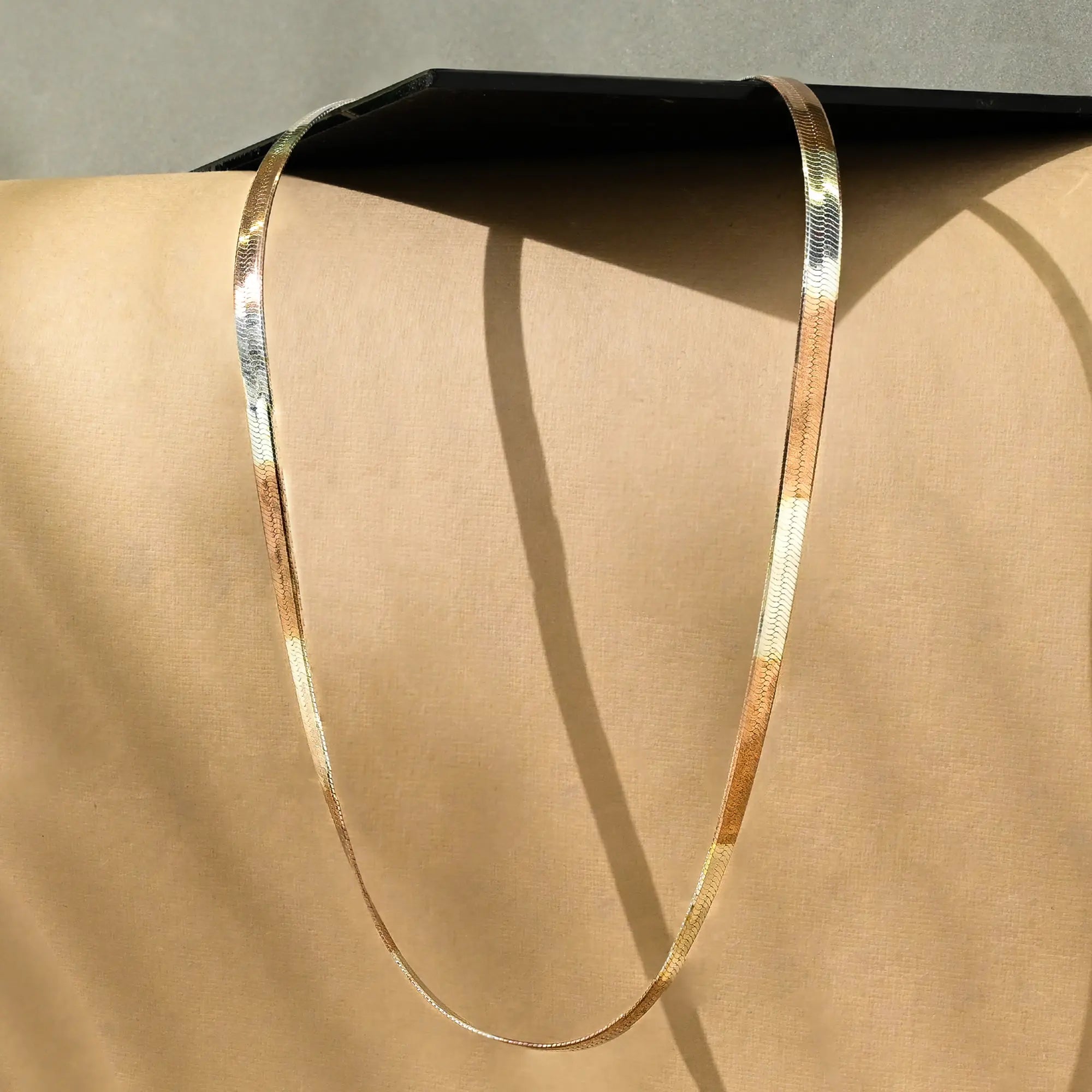 Dual Tone Curb Link Chunky Chain