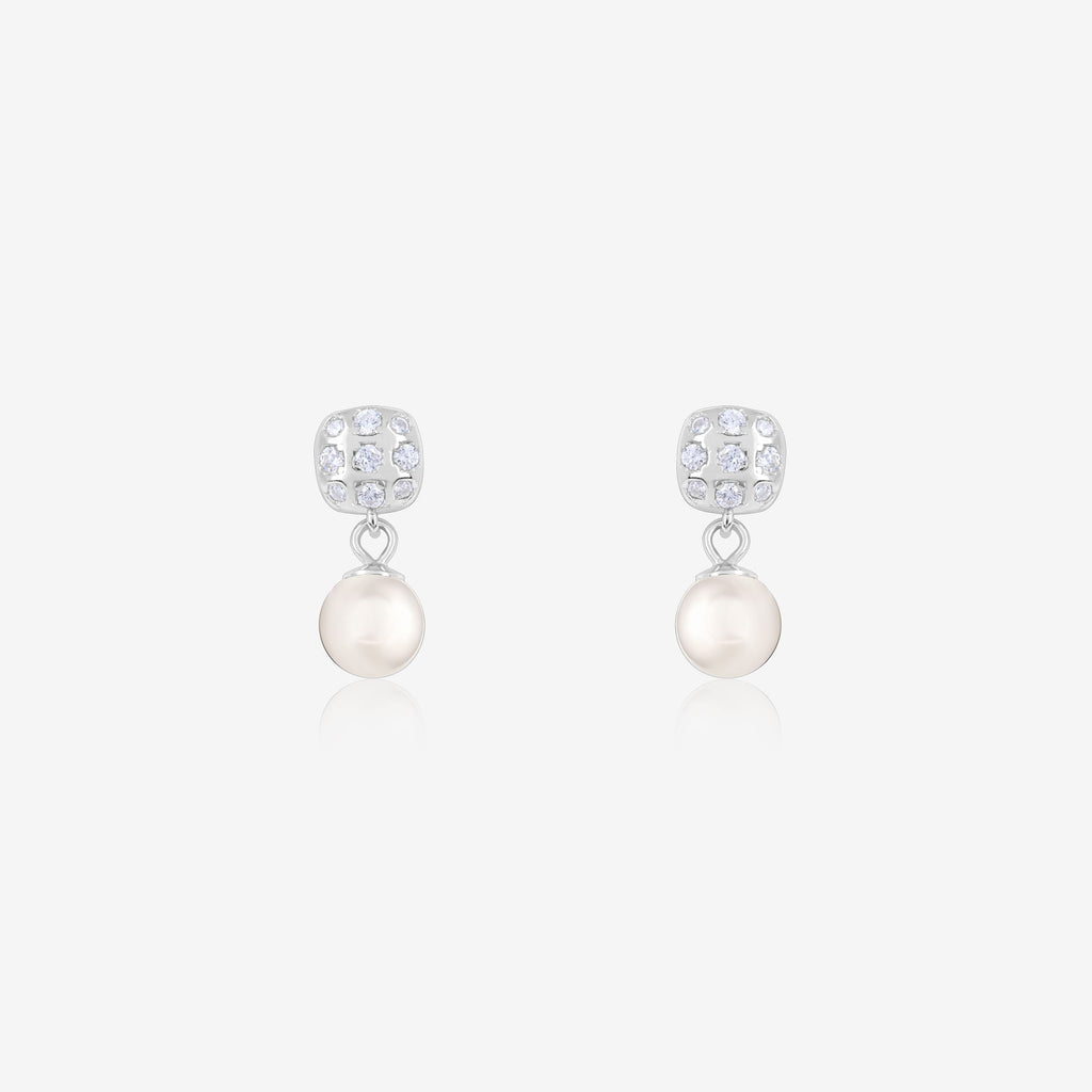 Radiance Pearl Earring