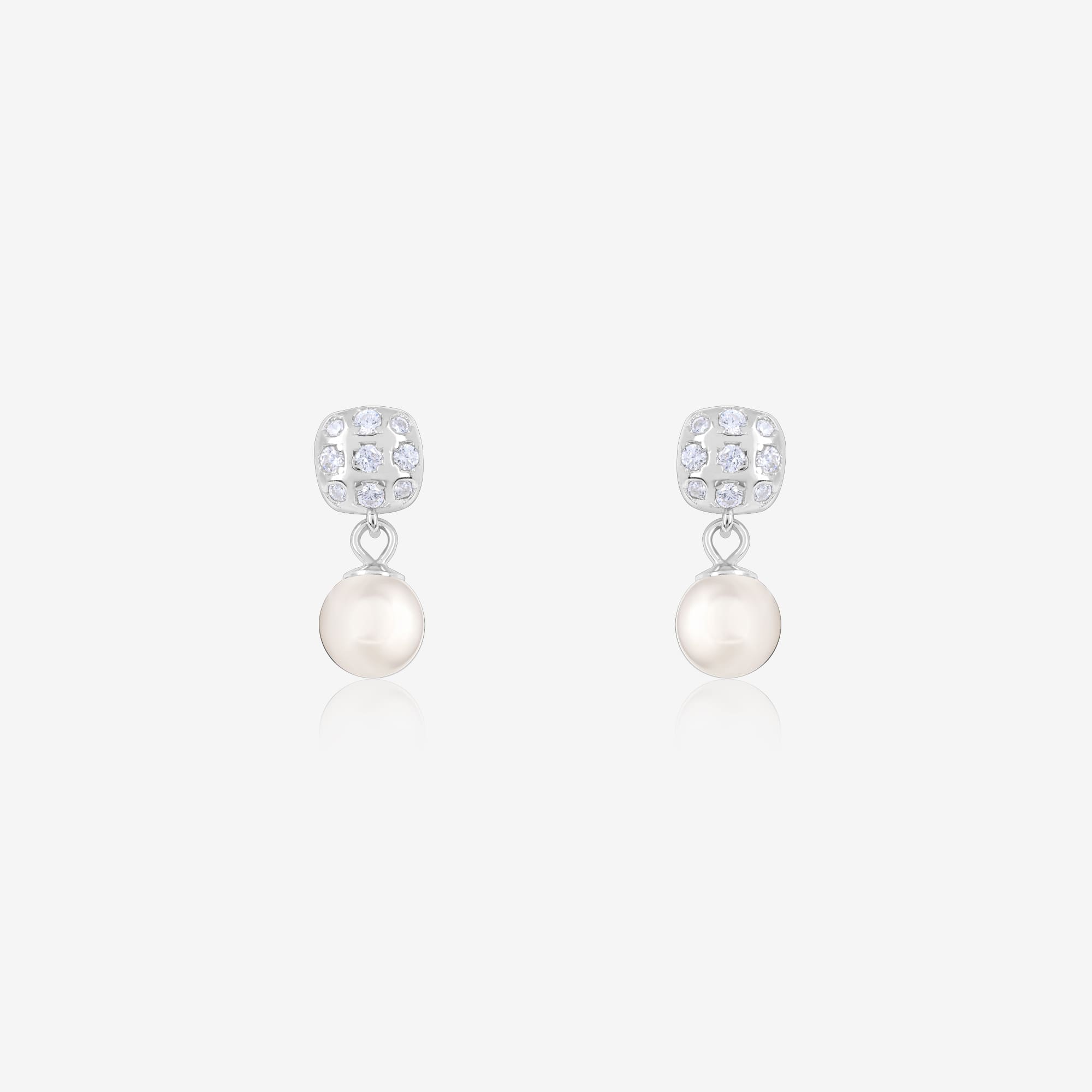 Radiance Pearl Earring