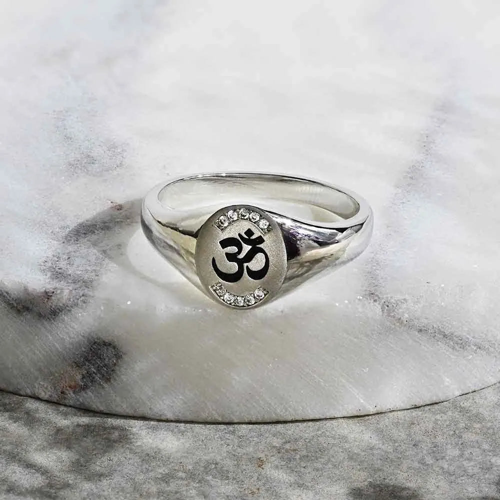Serene Om Sterling Ring - Touch925