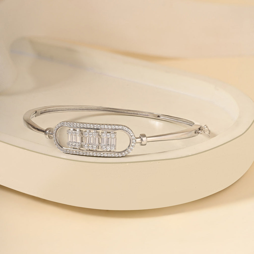 Glimmering Shiny kada