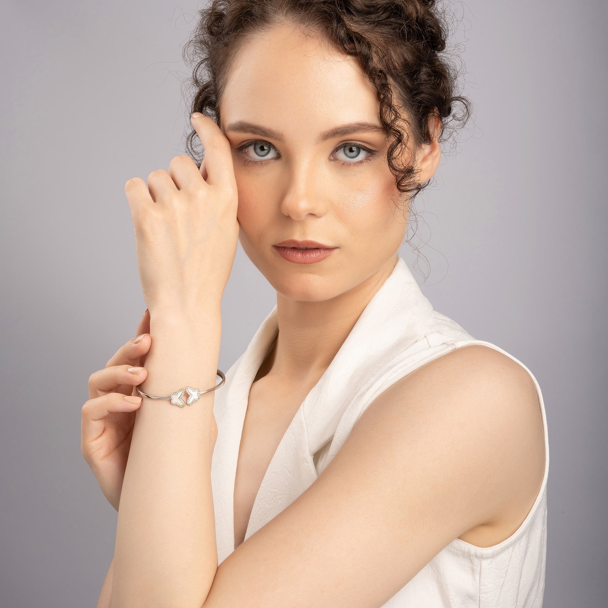 Butterfly Radiant Solitaire Kada