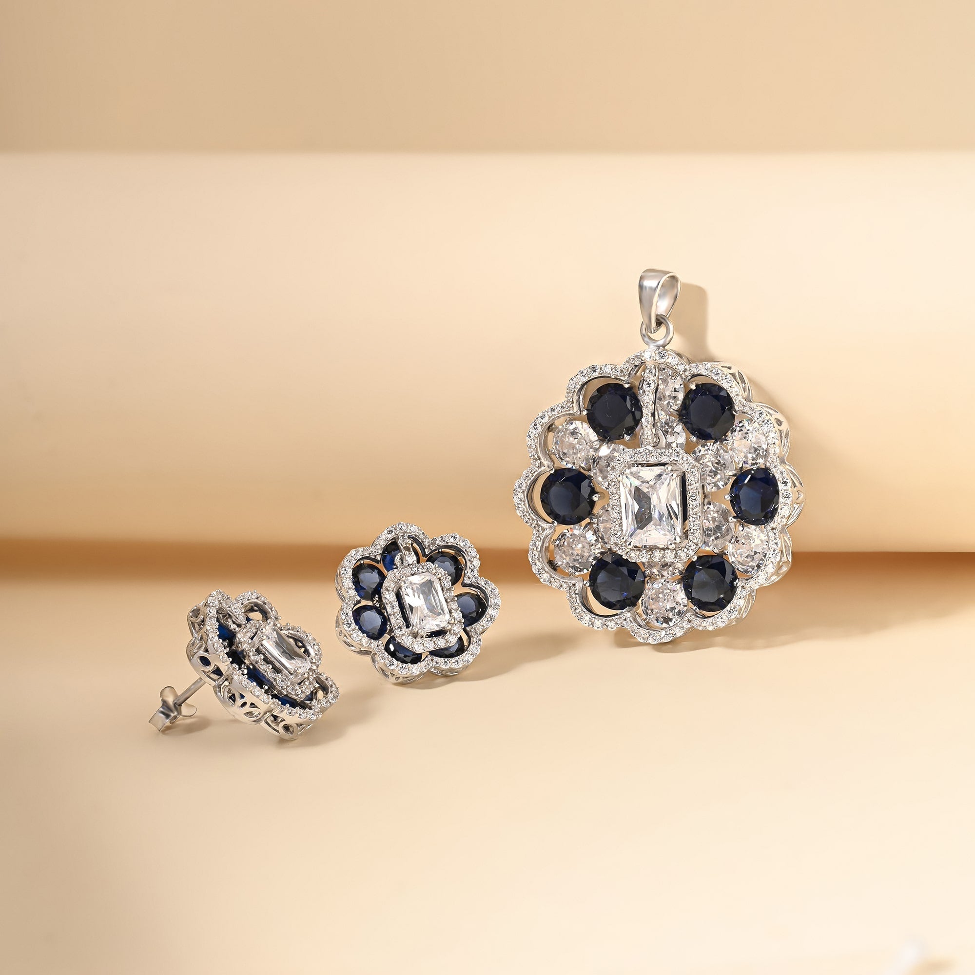 Midnight Blossom Pendant Set