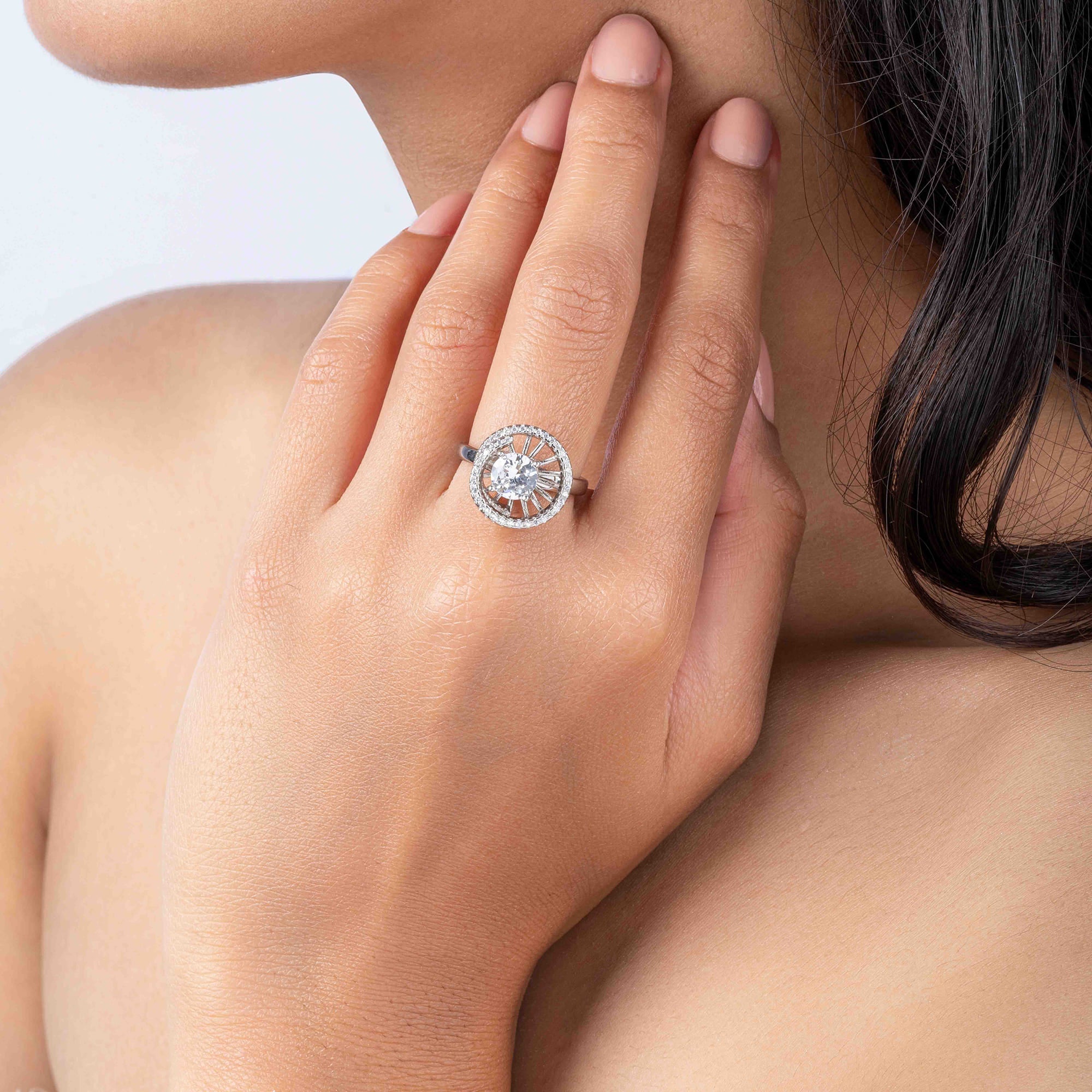 Elegant Glow Silver Ring