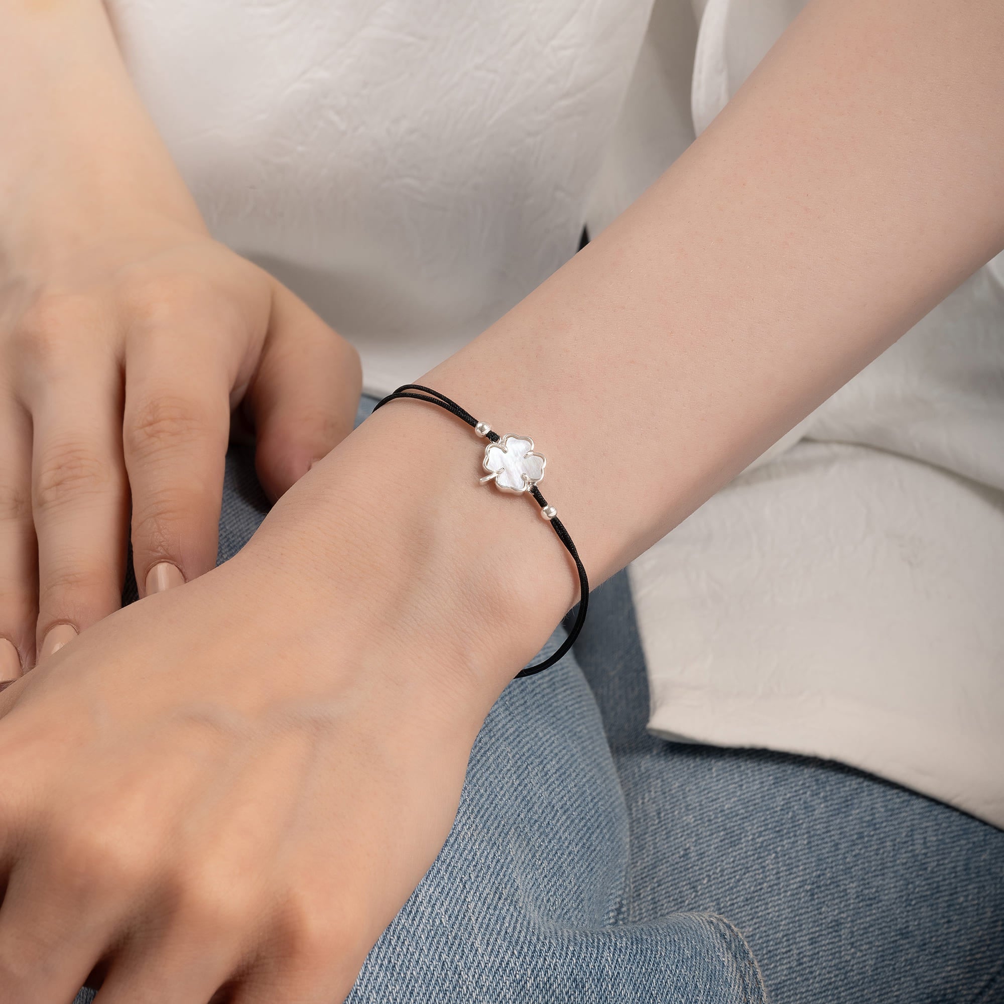 Heart-Shaped Petal Bracelet