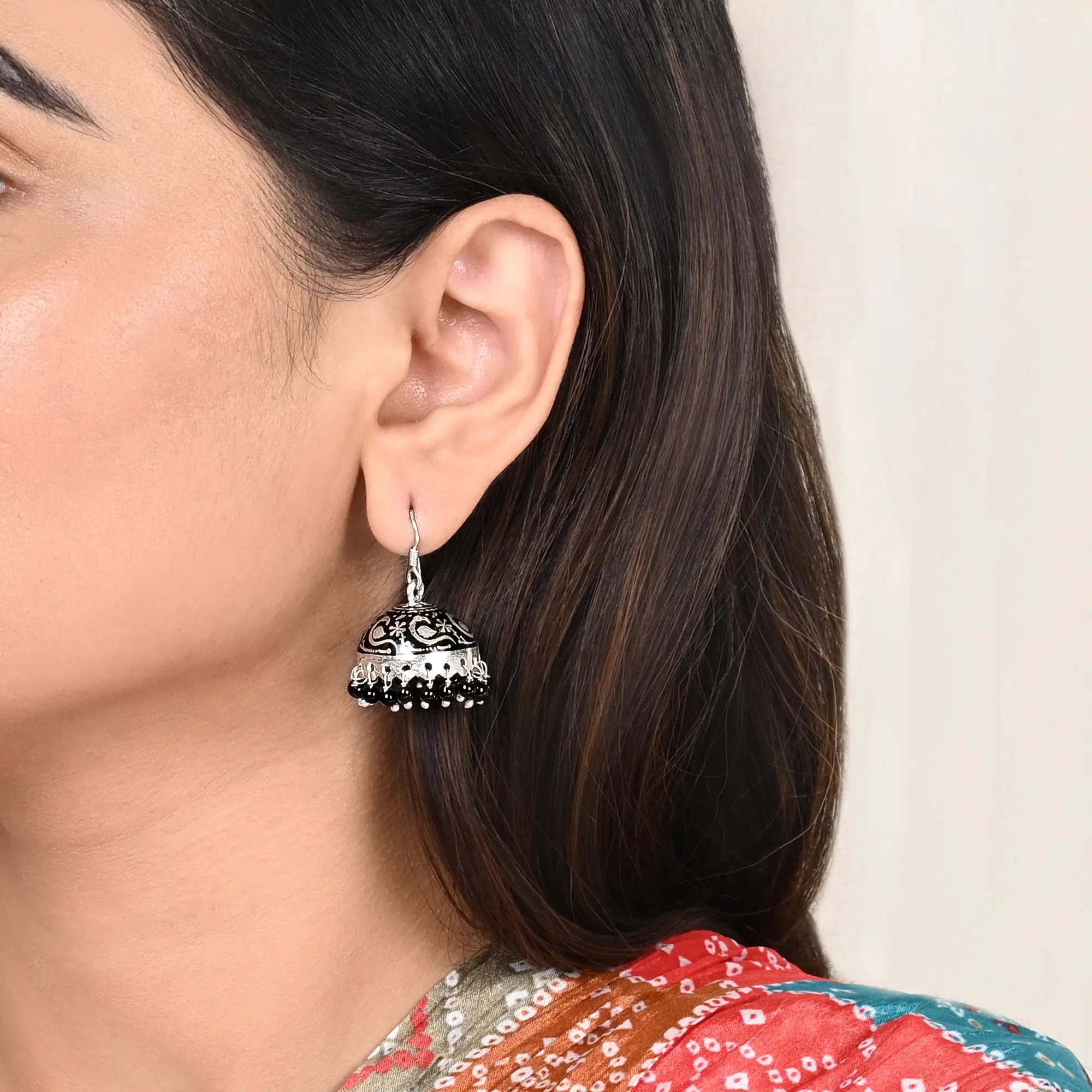 Elegance Black Jhumka