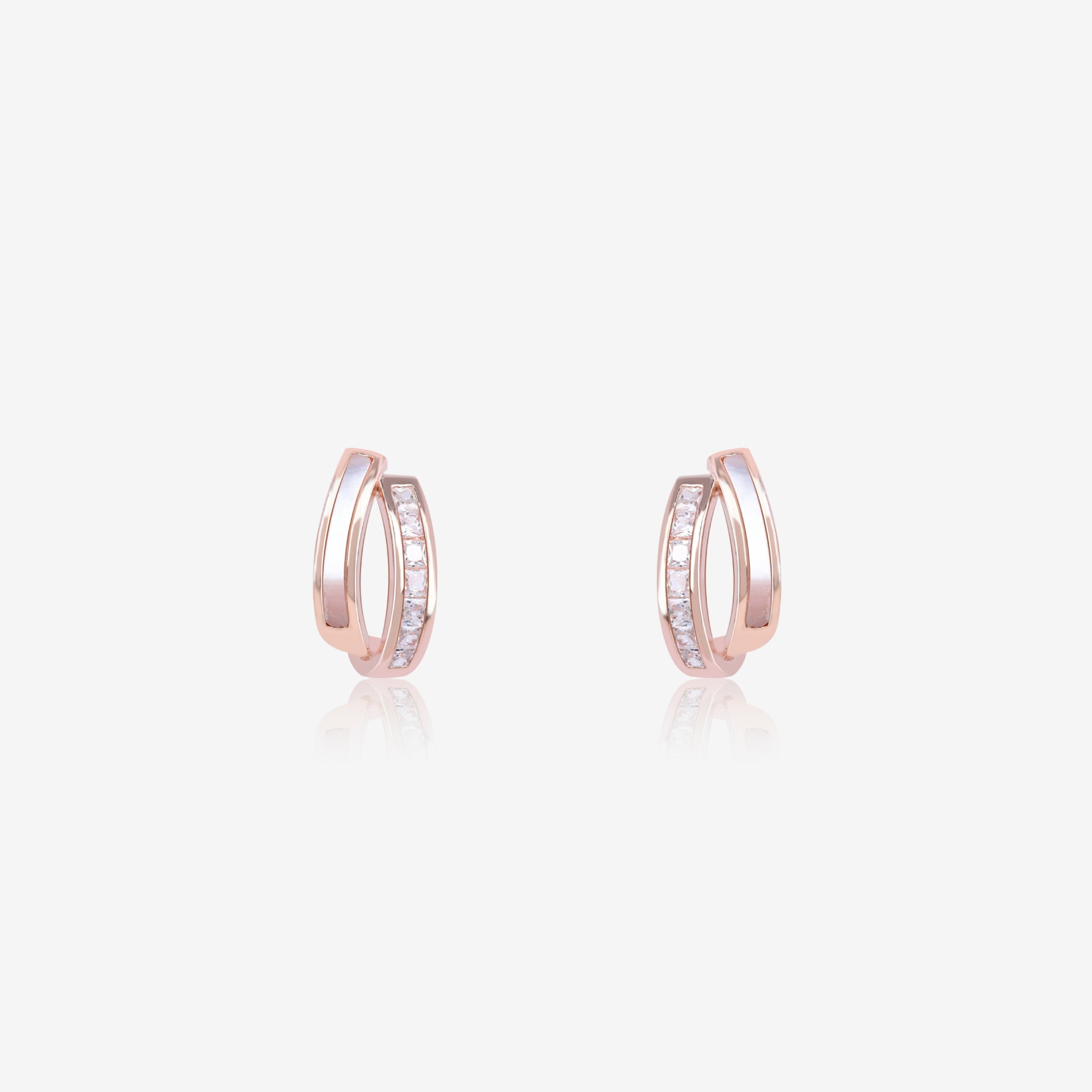Interlinking Curve Silver Studs