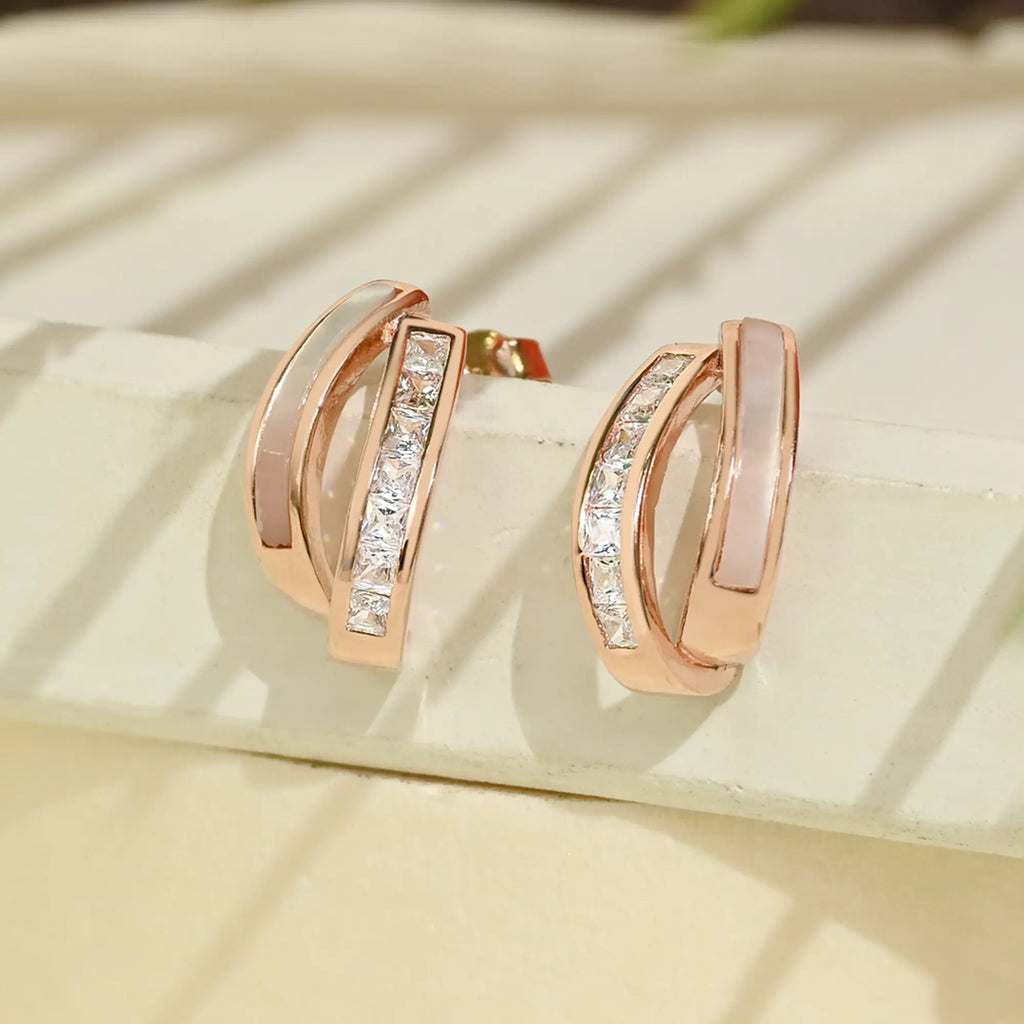 Interlinking Curve Silver Studs