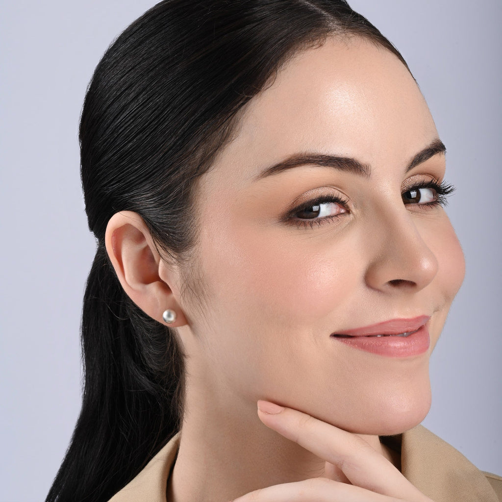 Radiant Classic Studs