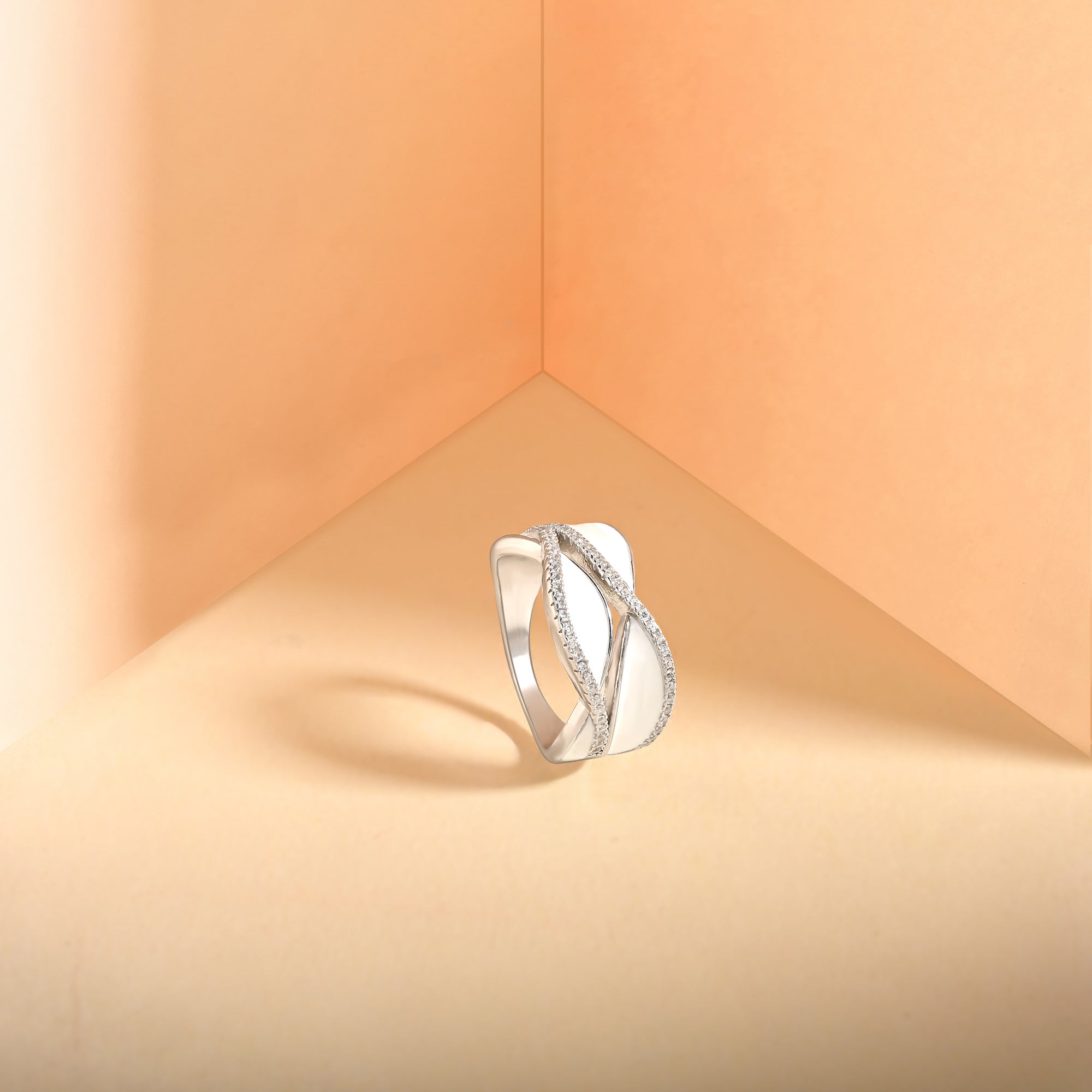 Ladies Silver Ring
