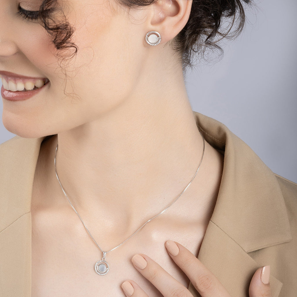 Radiant Circle Zirconia Pendant Set