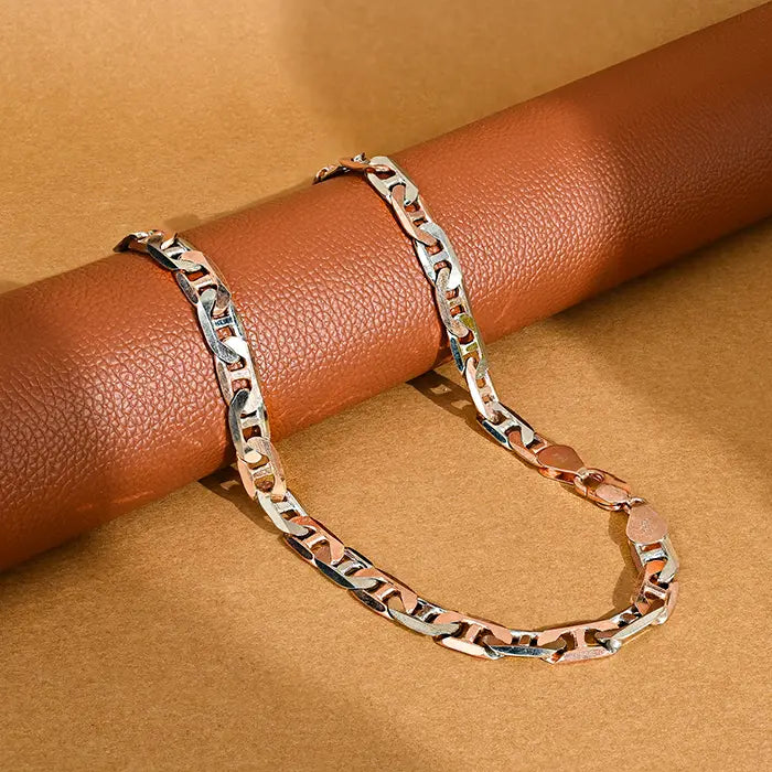 Interwoven Dual Tone Loop Chain