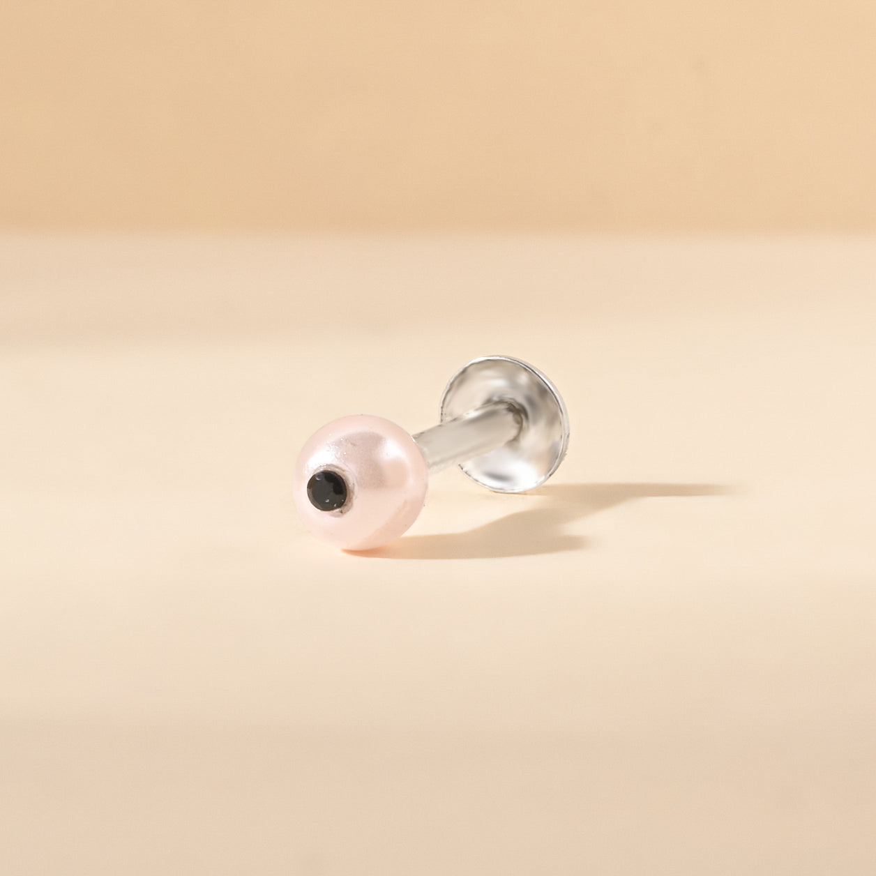 Radiance Pearl Nose Pin